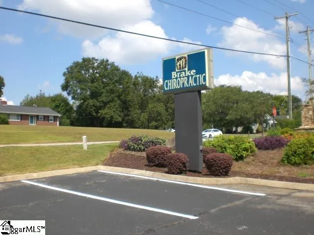 $2,880 | 4010 East North Street, Greenville, SC 29615