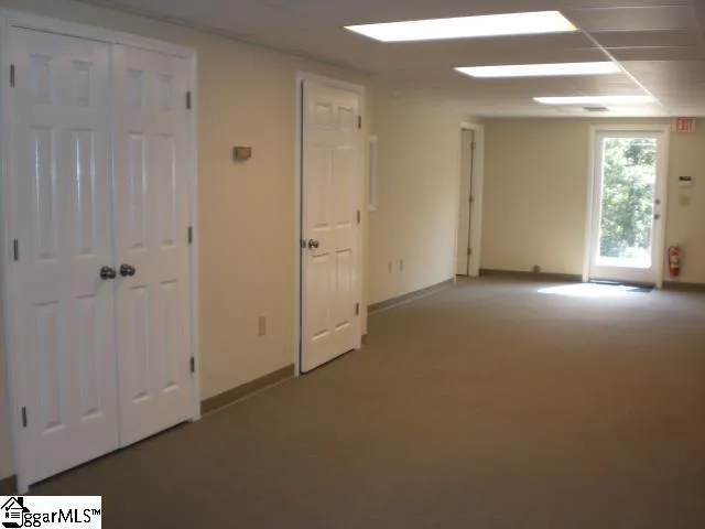 $2,880 | 4010 East North Street, Greenville, SC 29615