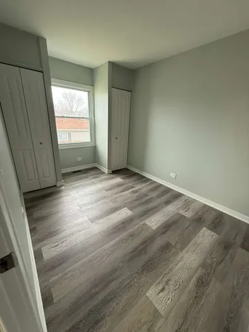 $2,400 | 1311 Kingsbury Drive, Unit E, Hanover Park, IL 60133