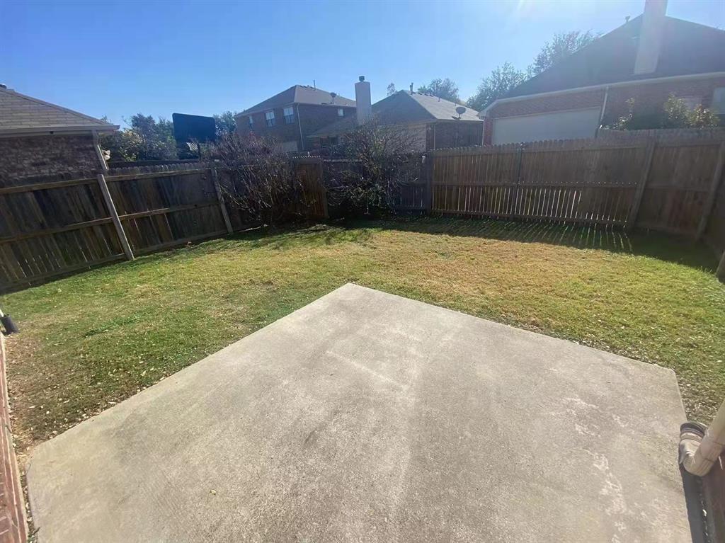 2363 Stuttgart Drive Frisco, TX 75033 - Photo 14 of 14 a view of a backyard