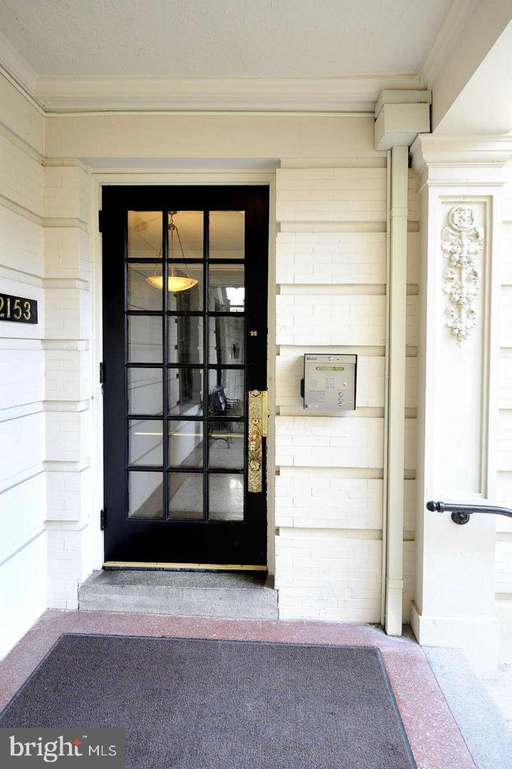2153 California Street Northwest, Unit 306 Washington, DC 20008 - Photo 6 of 34 a view of front door