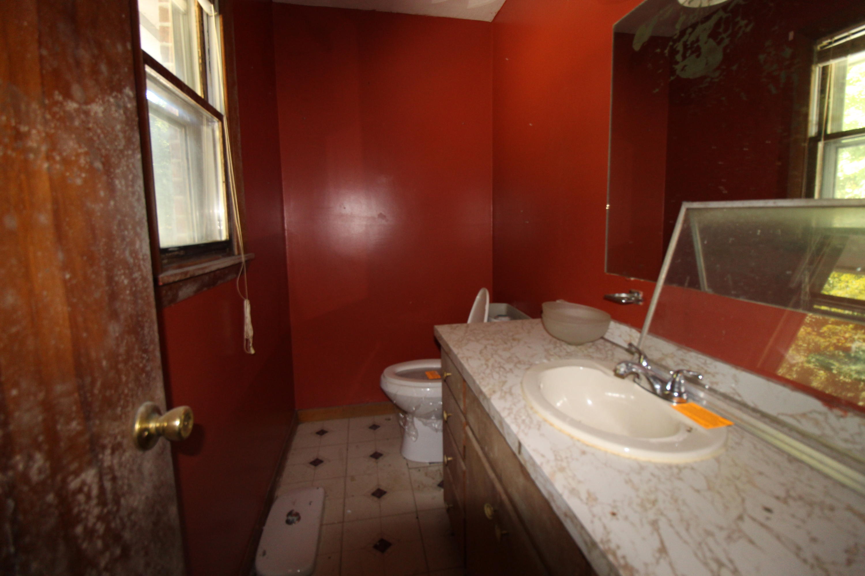 765 Stoney Battery Road Marion, VA 24354 - Photo 11 of 18 IMG_2934