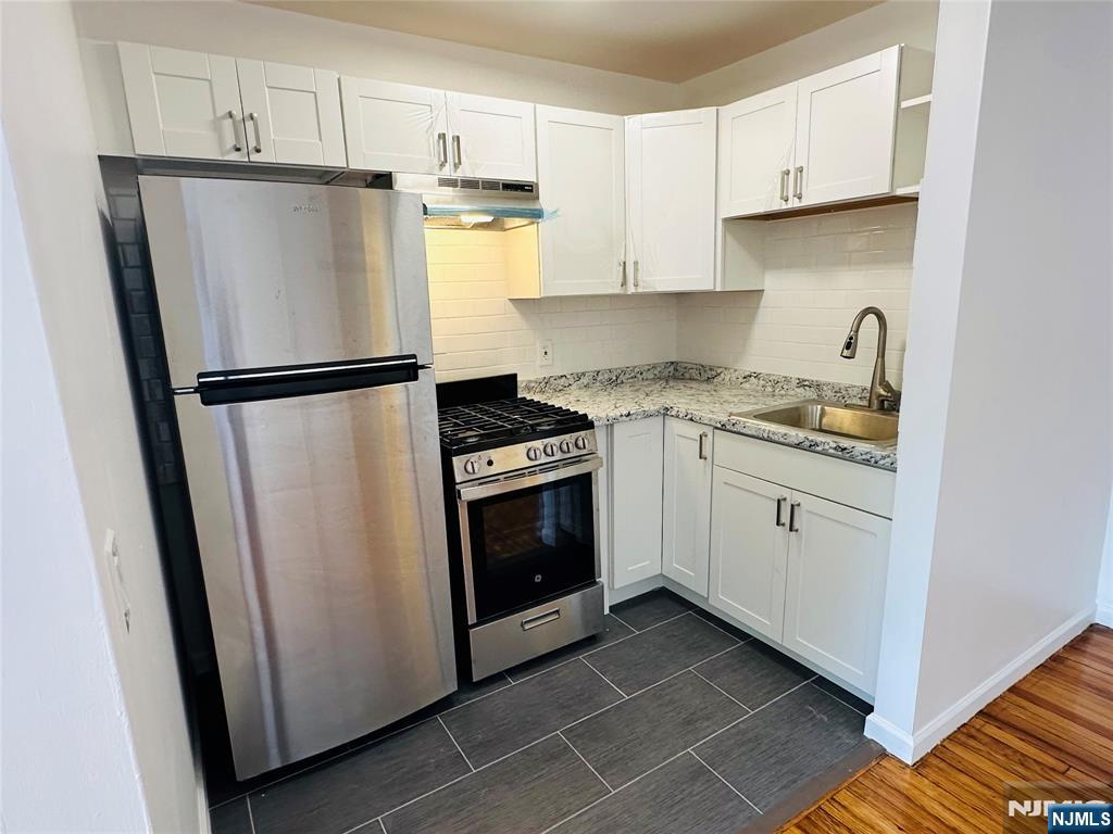 162 Spring Street, Unit 4 Orange, NJ 07050 - Photo 2 of 7