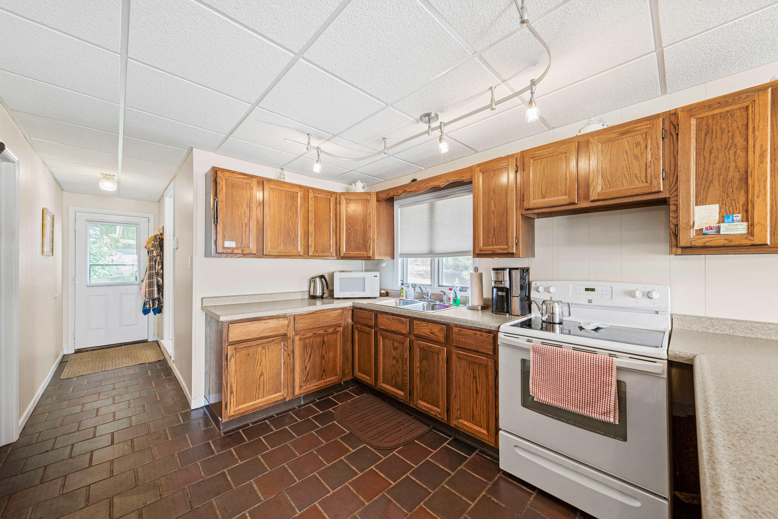 66835 Territorial Road Lawrence, MI 49064 - Photo 14 of 30 66835 Territorial Road (9 of 36)