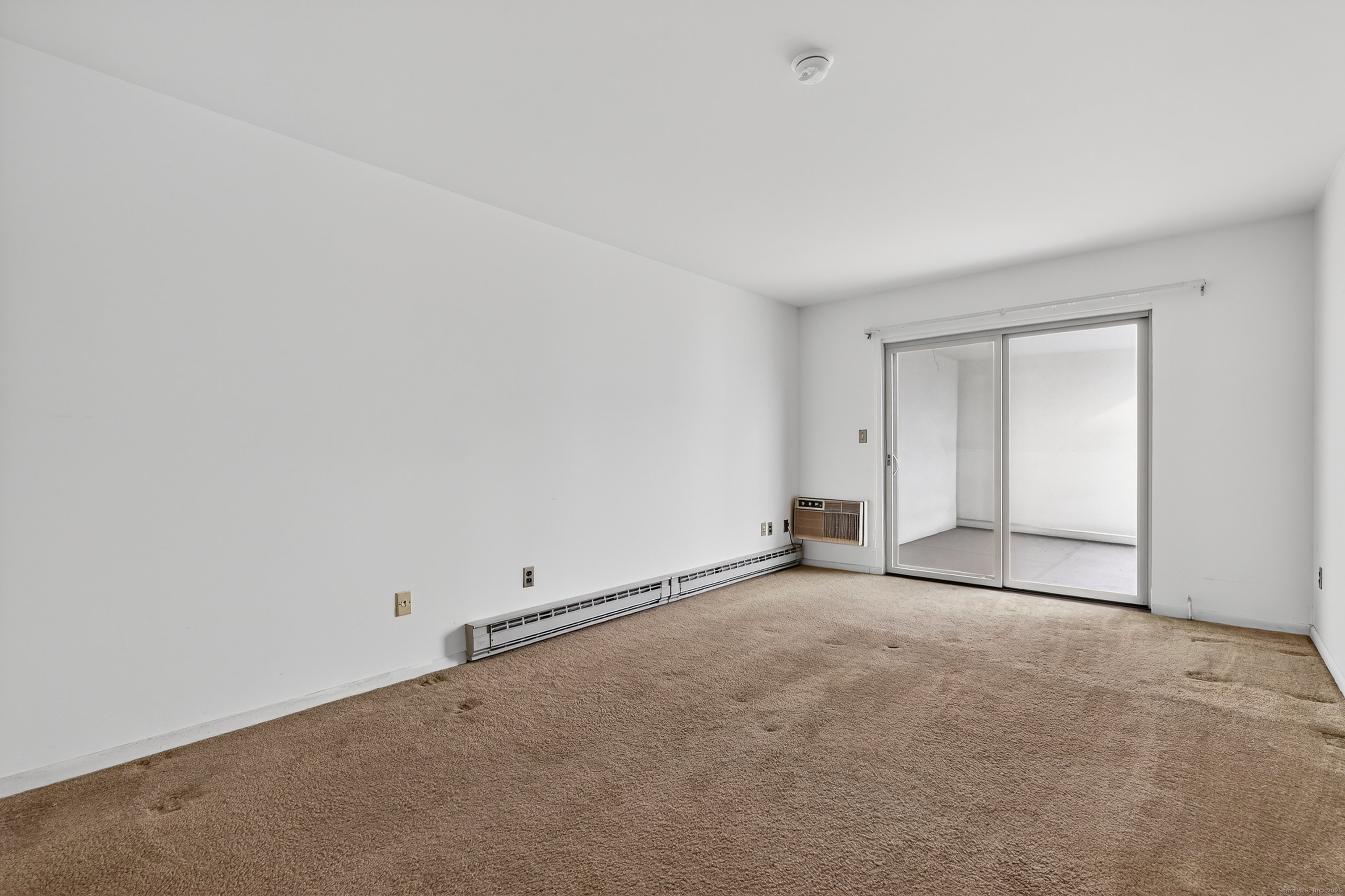 34 Crescent Street, Unit 2D Stamford, CT 06906 - Photo 20 of 37