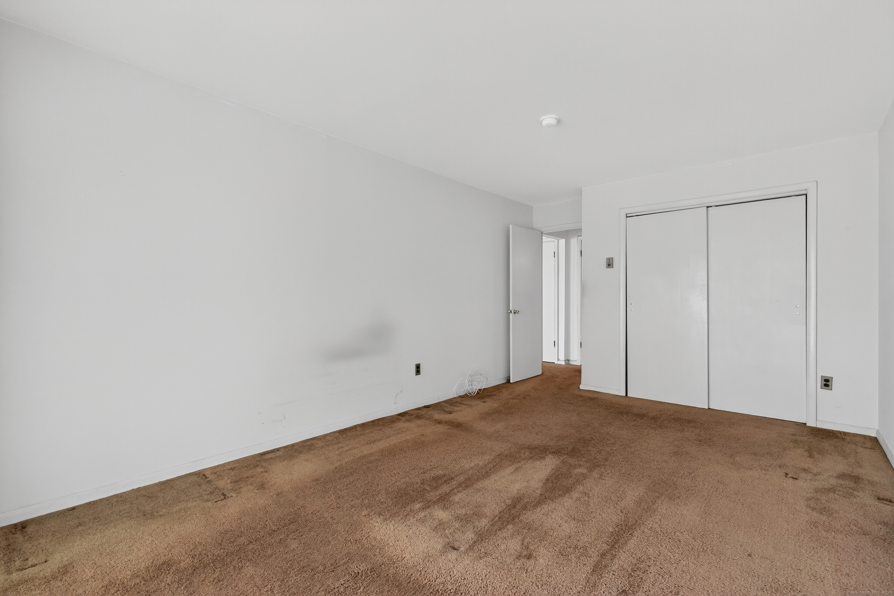 34 Crescent Street, Unit 2D Stamford, CT 06906 - Photo 22 of 37