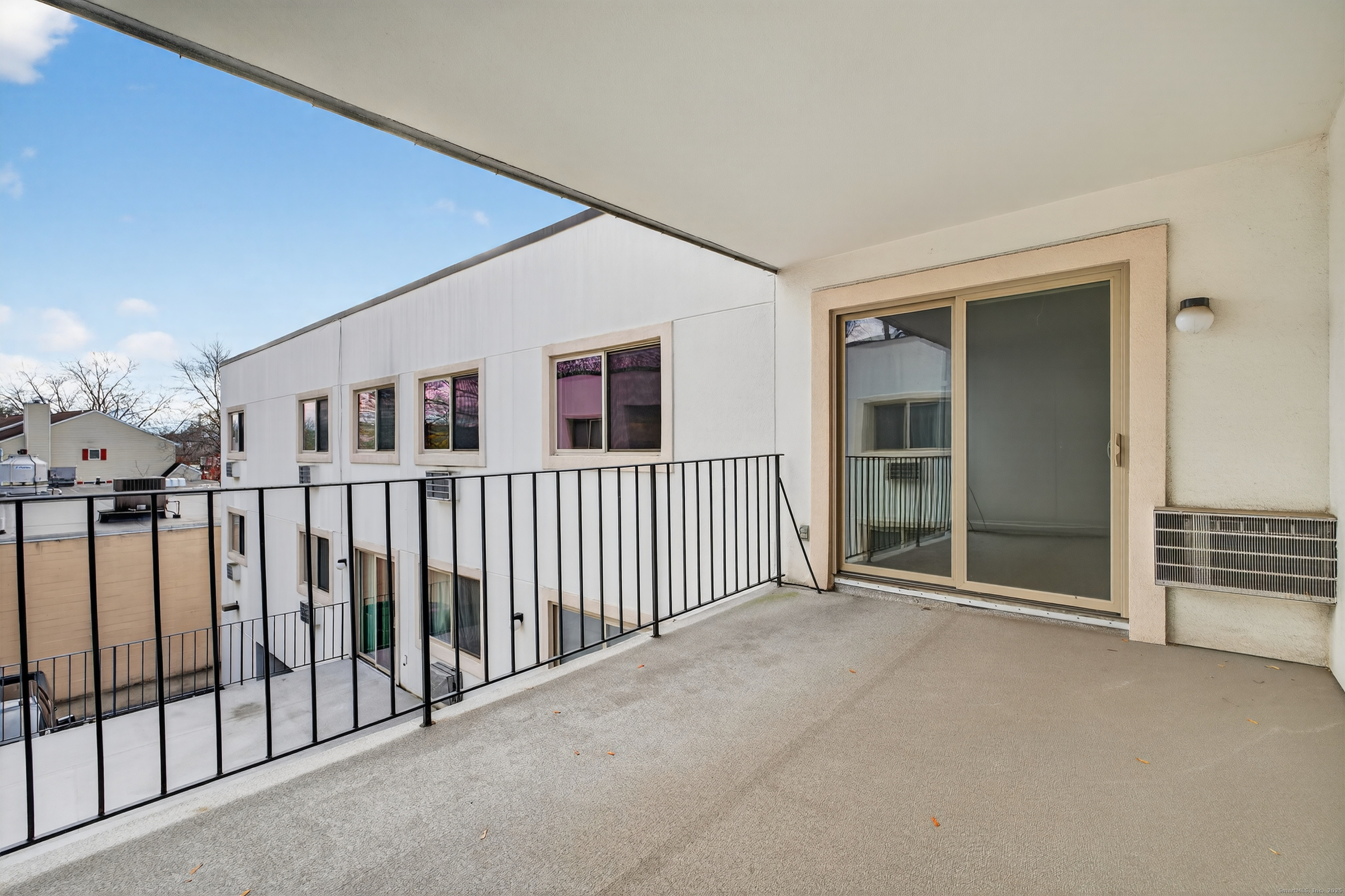 34 Crescent Street, Unit 2D Stamford, CT 06906 - Photo 26 of 37