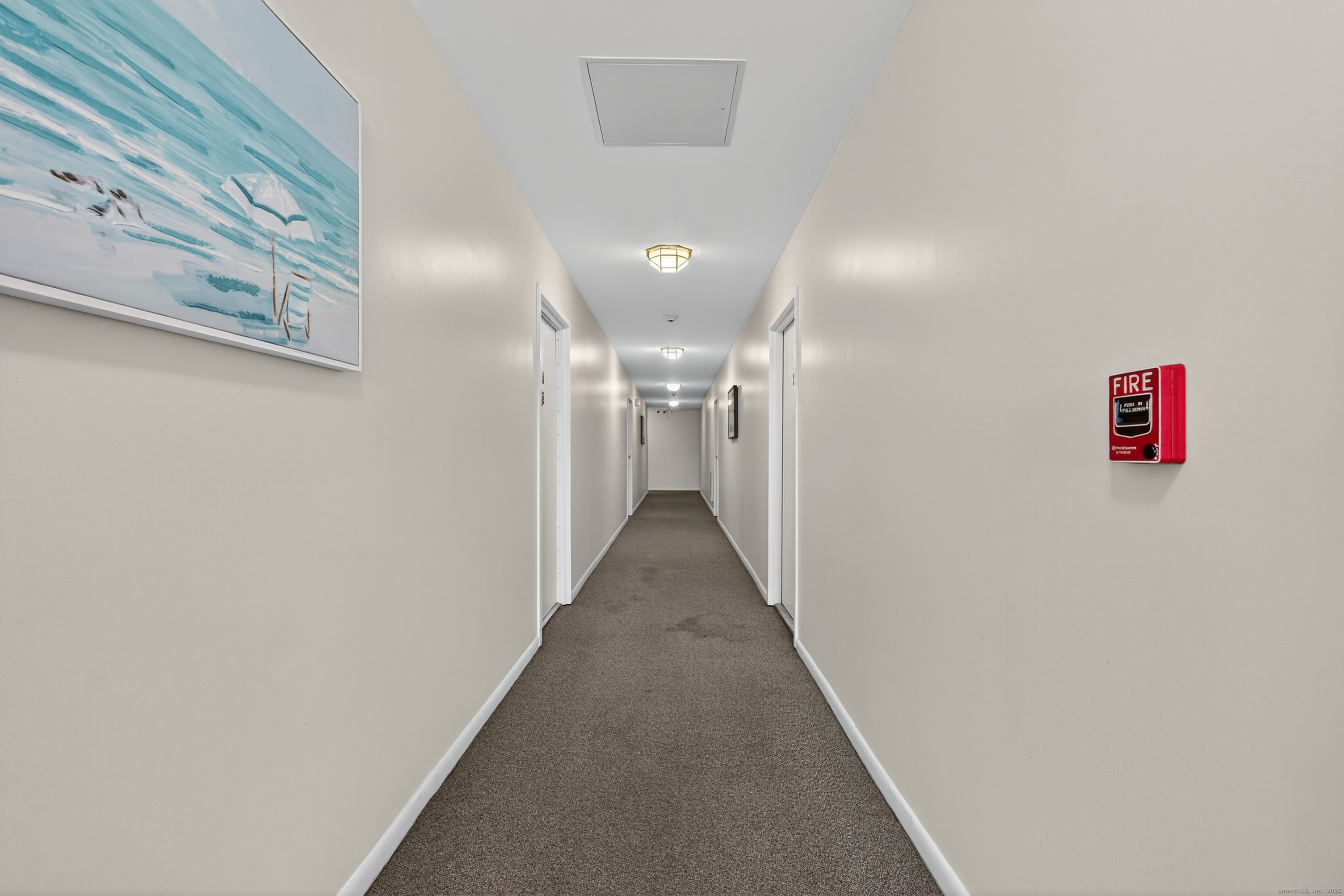 34 Crescent Street, Unit 2D Stamford, CT 06906 - Photo 3 of 37