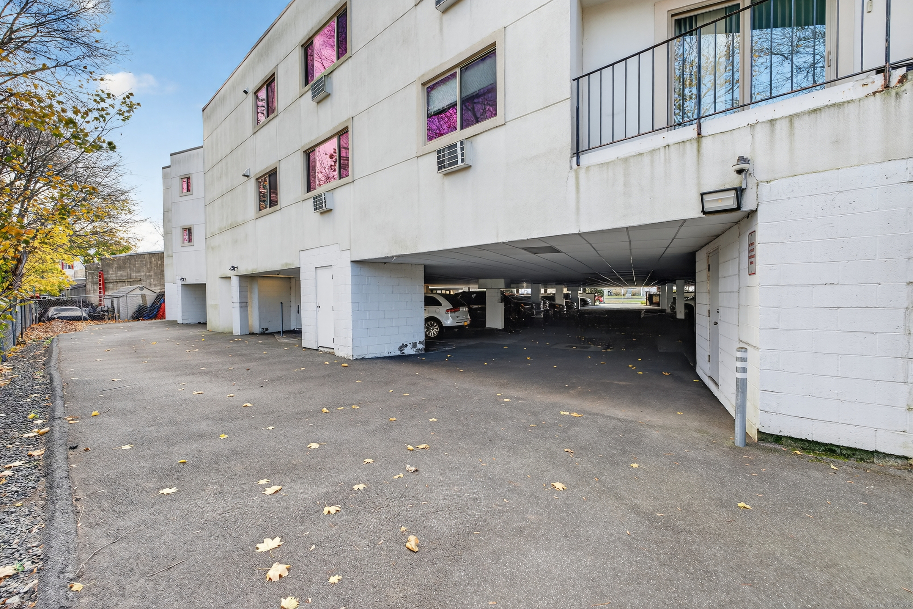 34 Crescent Street, Unit 2D Stamford, CT 06906 - Photo 37 of 37