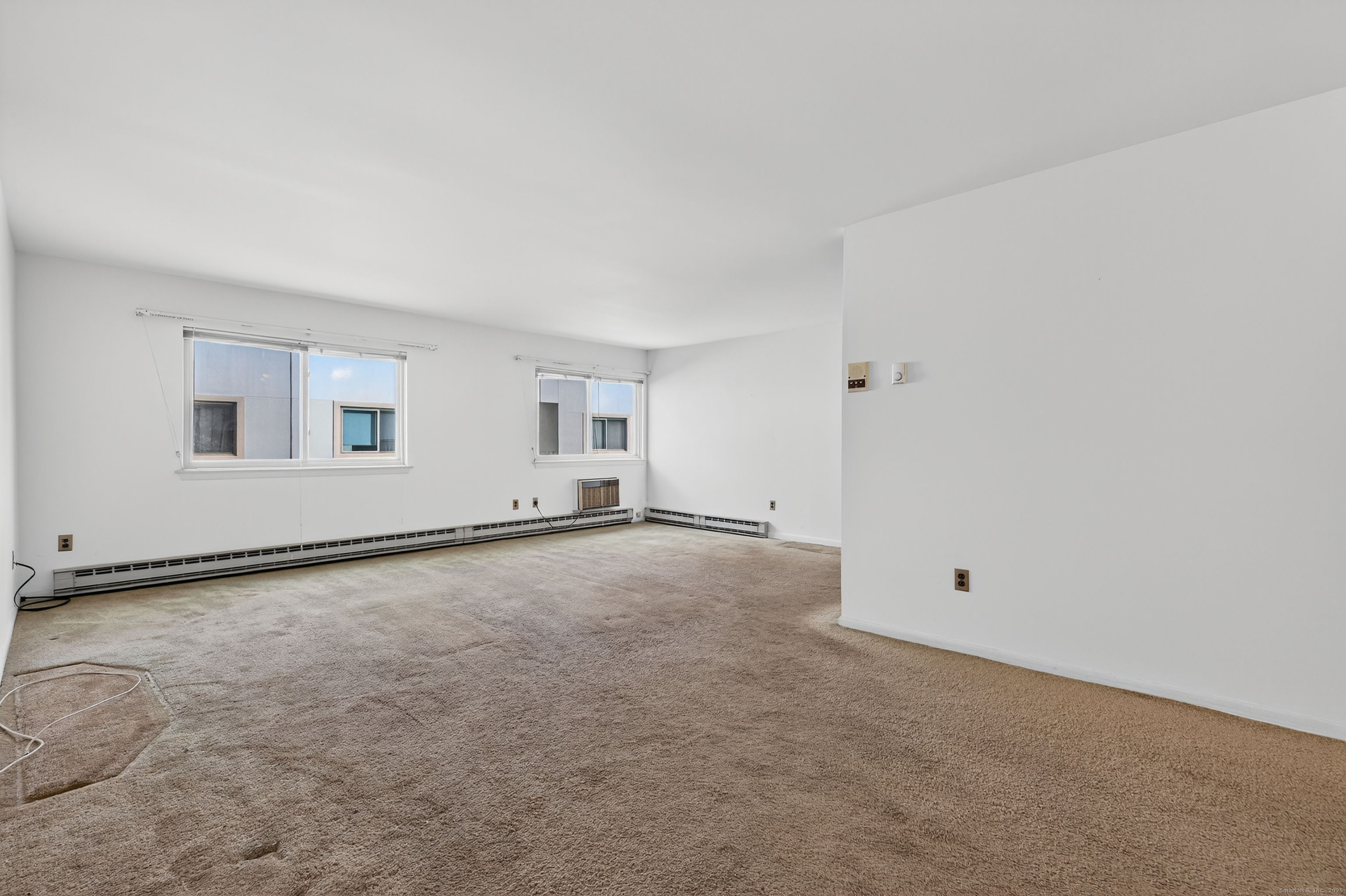 34 Crescent Street, Unit 2D Stamford, CT 06906 - Photo 5 of 37
