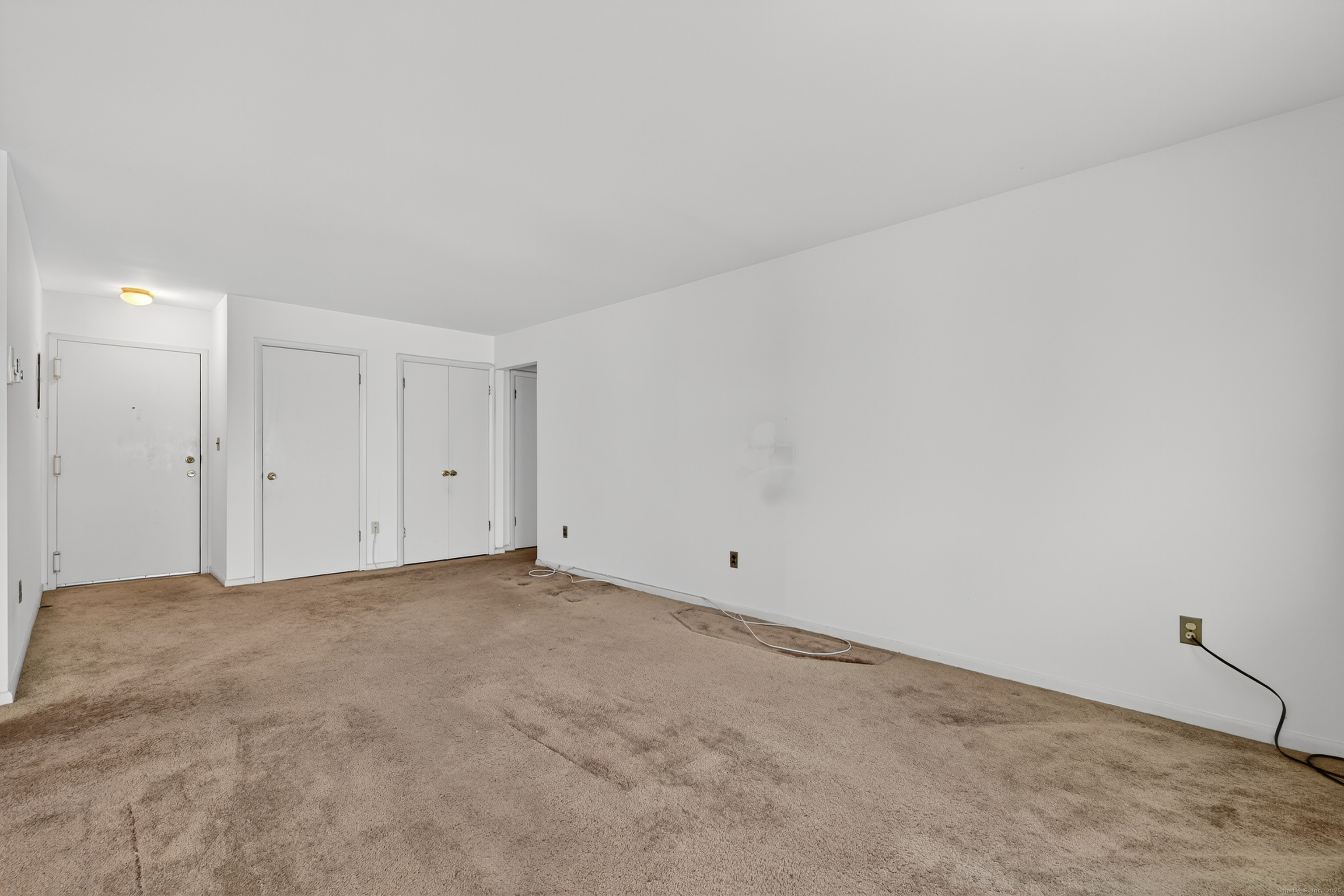 34 Crescent Street, Unit 2D Stamford, CT 06906 - Photo 6 of 37