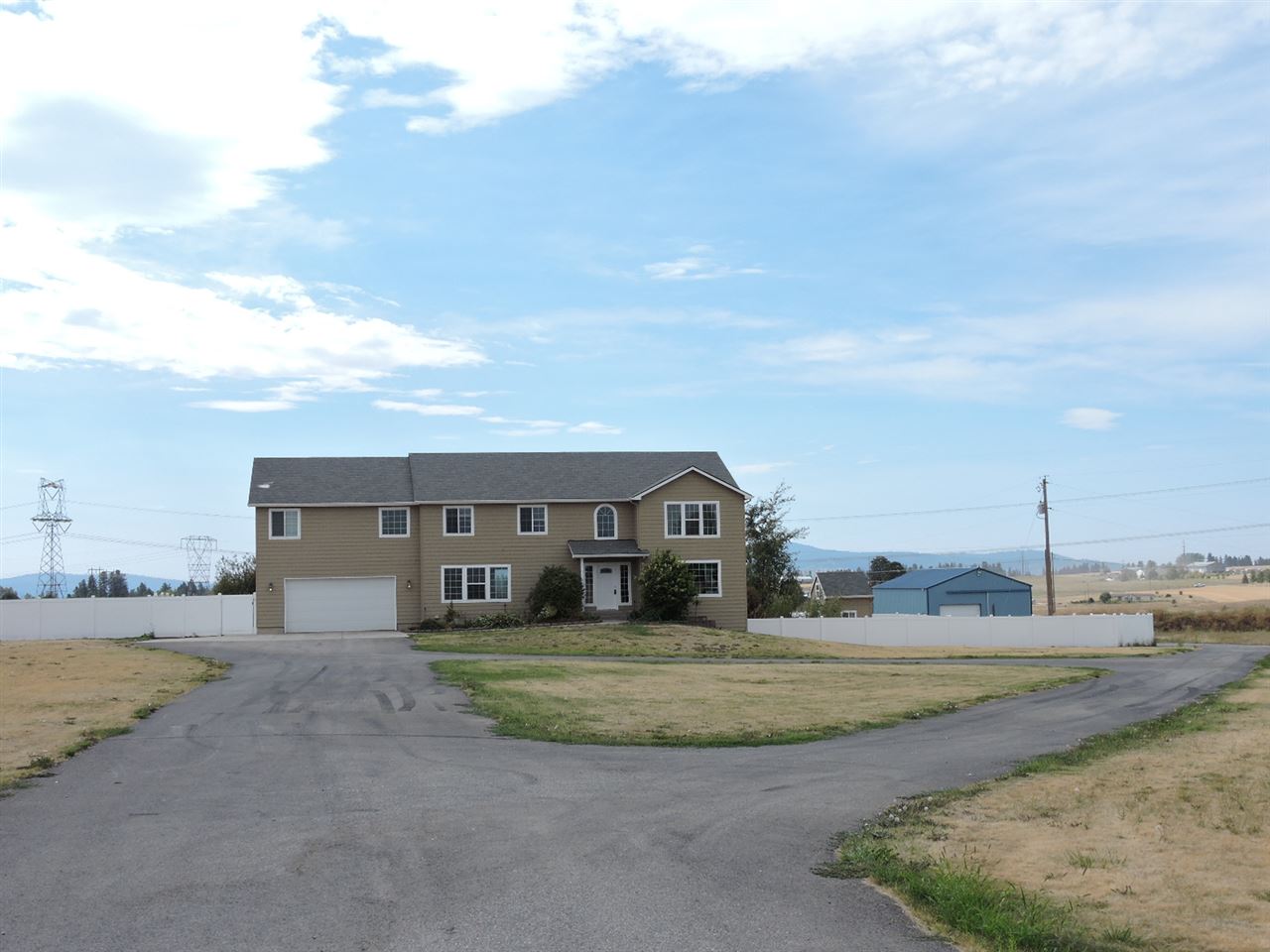12022 East Pleasant Prairie Road Spokane, WA 99217 - Photo 1 of 20