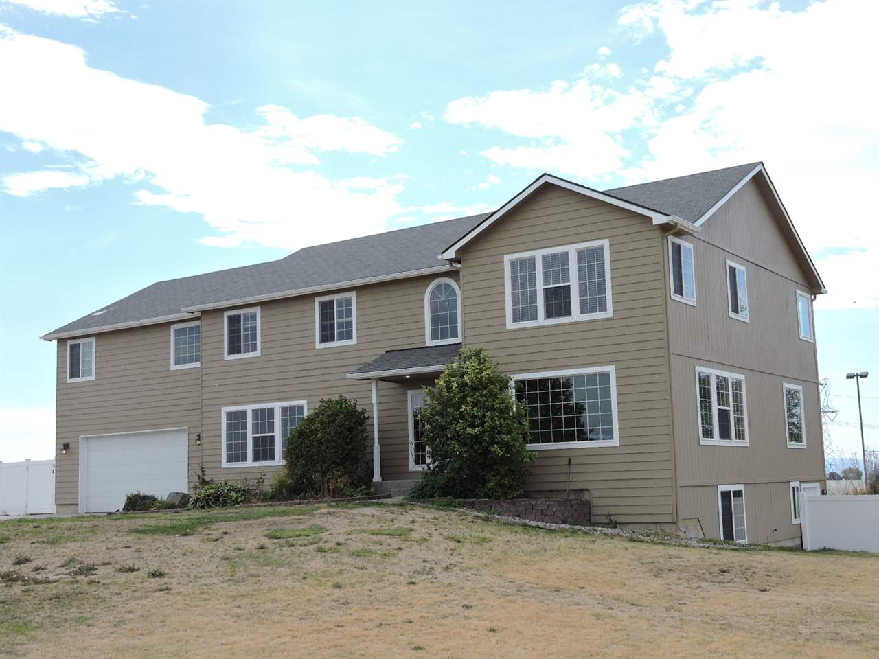 12022 East Pleasant Prairie Road Spokane, WA 99217 - Photo 2 of 20
