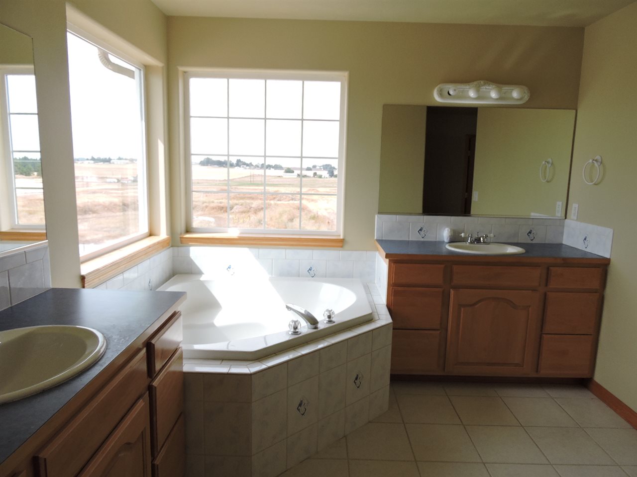 12022 East Pleasant Prairie Road Spokane, WA 99217 - Photo 13 of 20