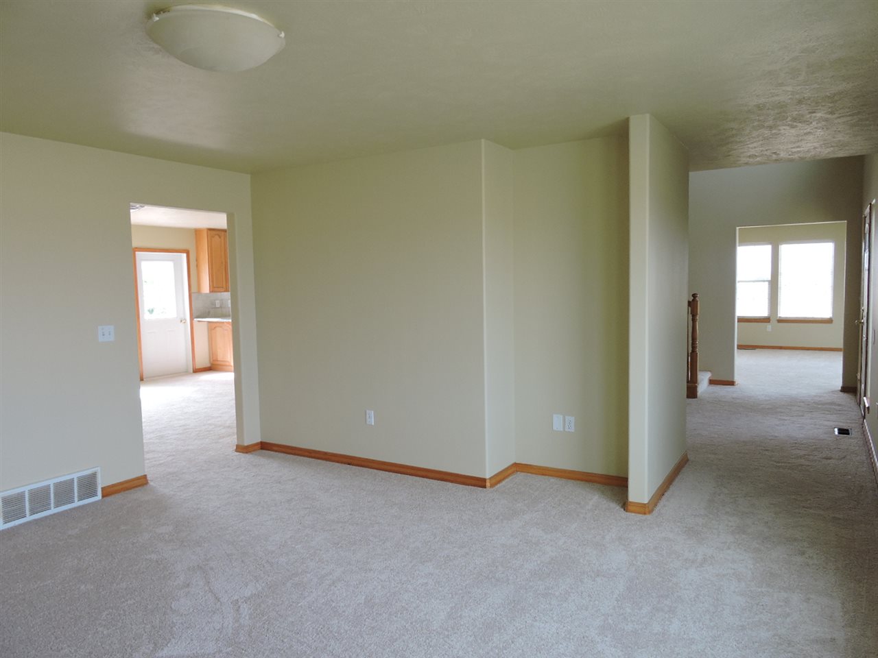 12022 East Pleasant Prairie Road Spokane, WA 99217 - Photo 8 of 20