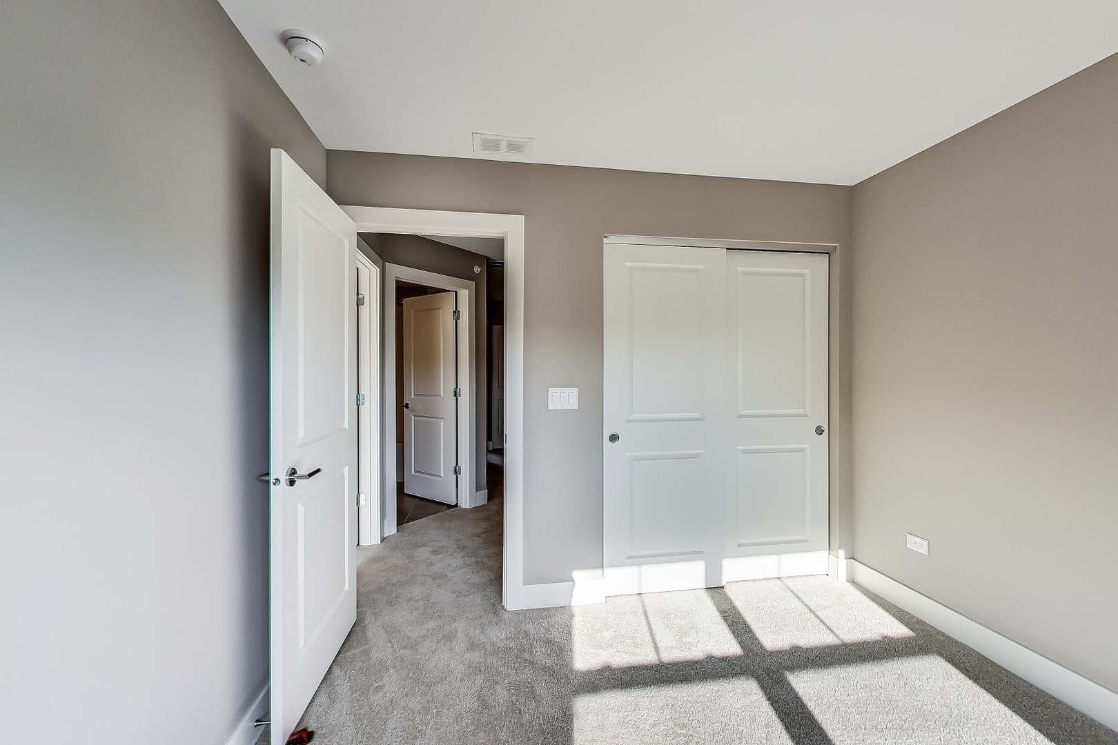 25 Clay Avenue, Unit E Highwood, IL 60040 - Photo 18 of 29