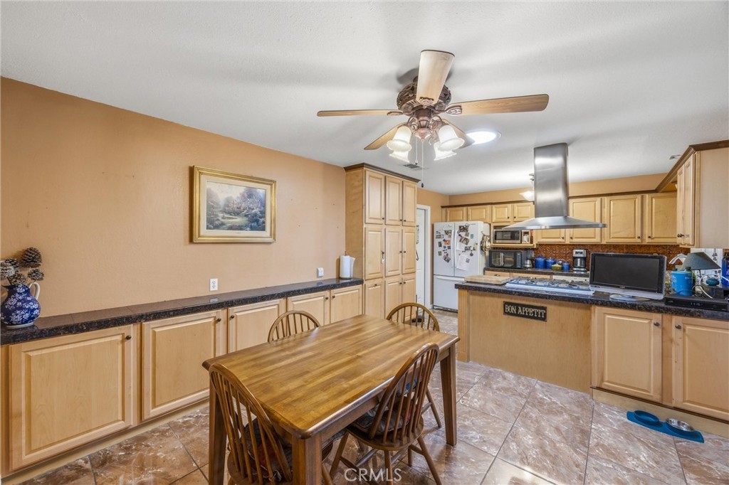 1539 Robyn Street Redlands, CA 92374 - Photo 12 of 47