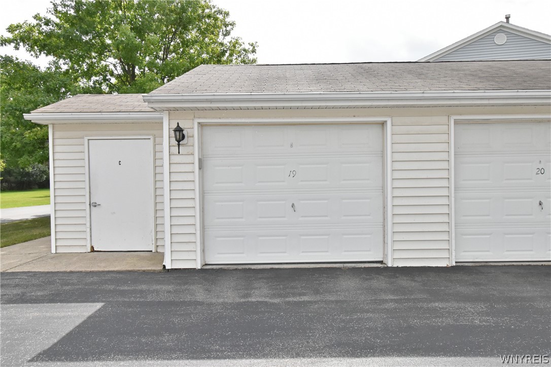 52 Olde Stone Lane Lancaster, NY 14086 - Photo 28 of 31