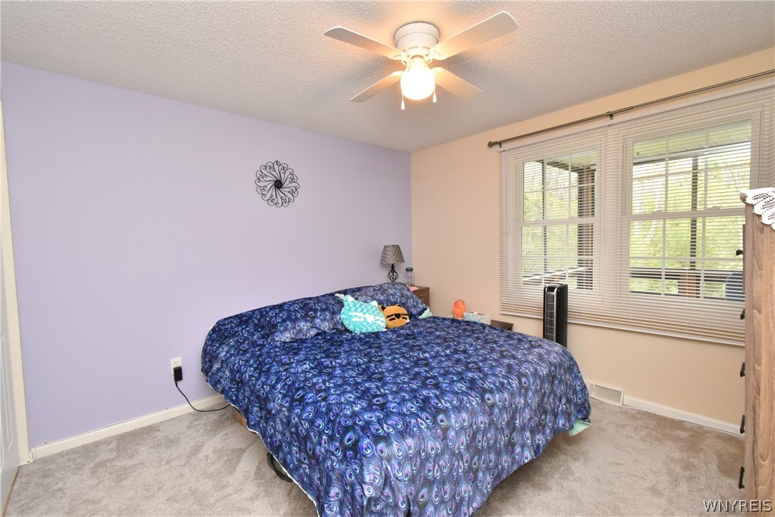 52 Olde Stone Lane Lancaster, NY 14086 - Photo 8 of 31