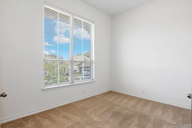 $2,700 | 1523 Balcones Fault, New Braunfels, TX 78132