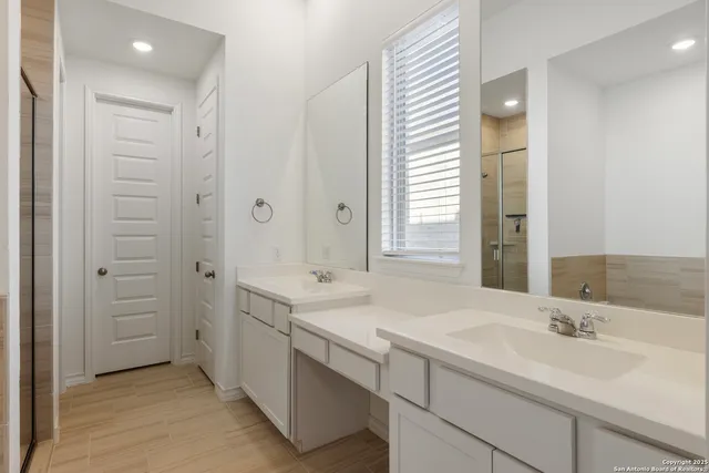 $2,700 | 1523 Balcones Fault, New Braunfels, TX 78132