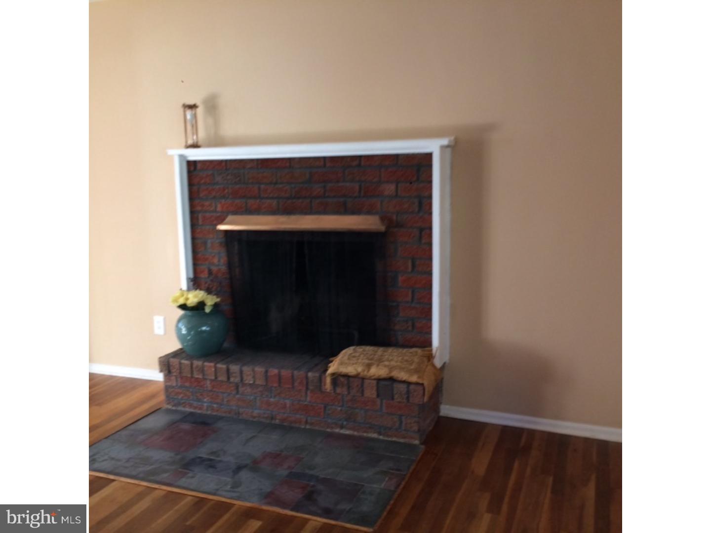 30 Sheffield Road East Windsor, NJ 08520 - Photo 11 of 21 Gallery Image 11
