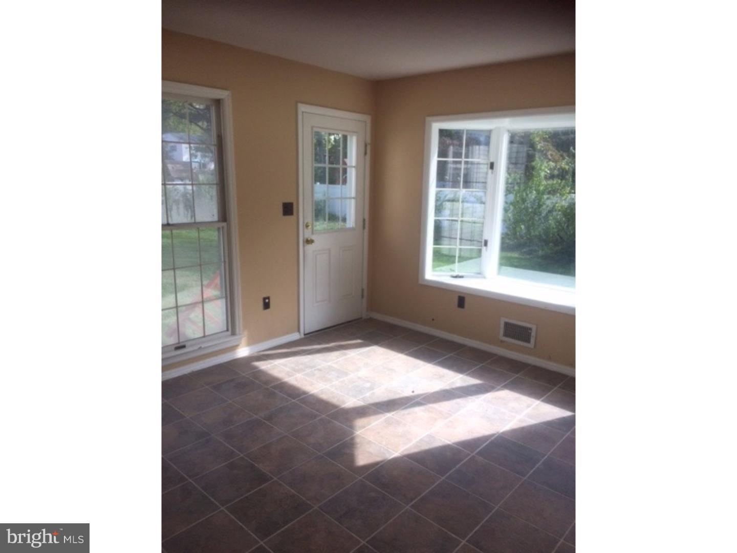 30 Sheffield Road East Windsor, NJ 08520 - Photo 8 of 21 Gallery Image 8