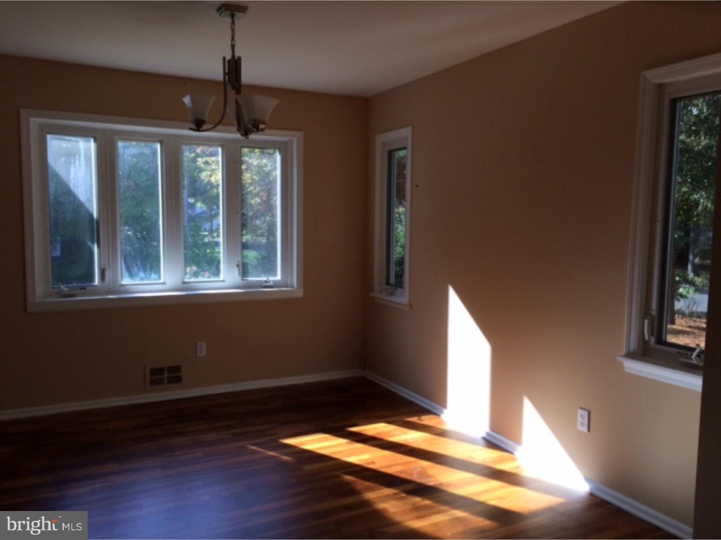 30 Sheffield Road East Windsor, NJ 08520 - Photo 10 of 21 Gallery Image 10