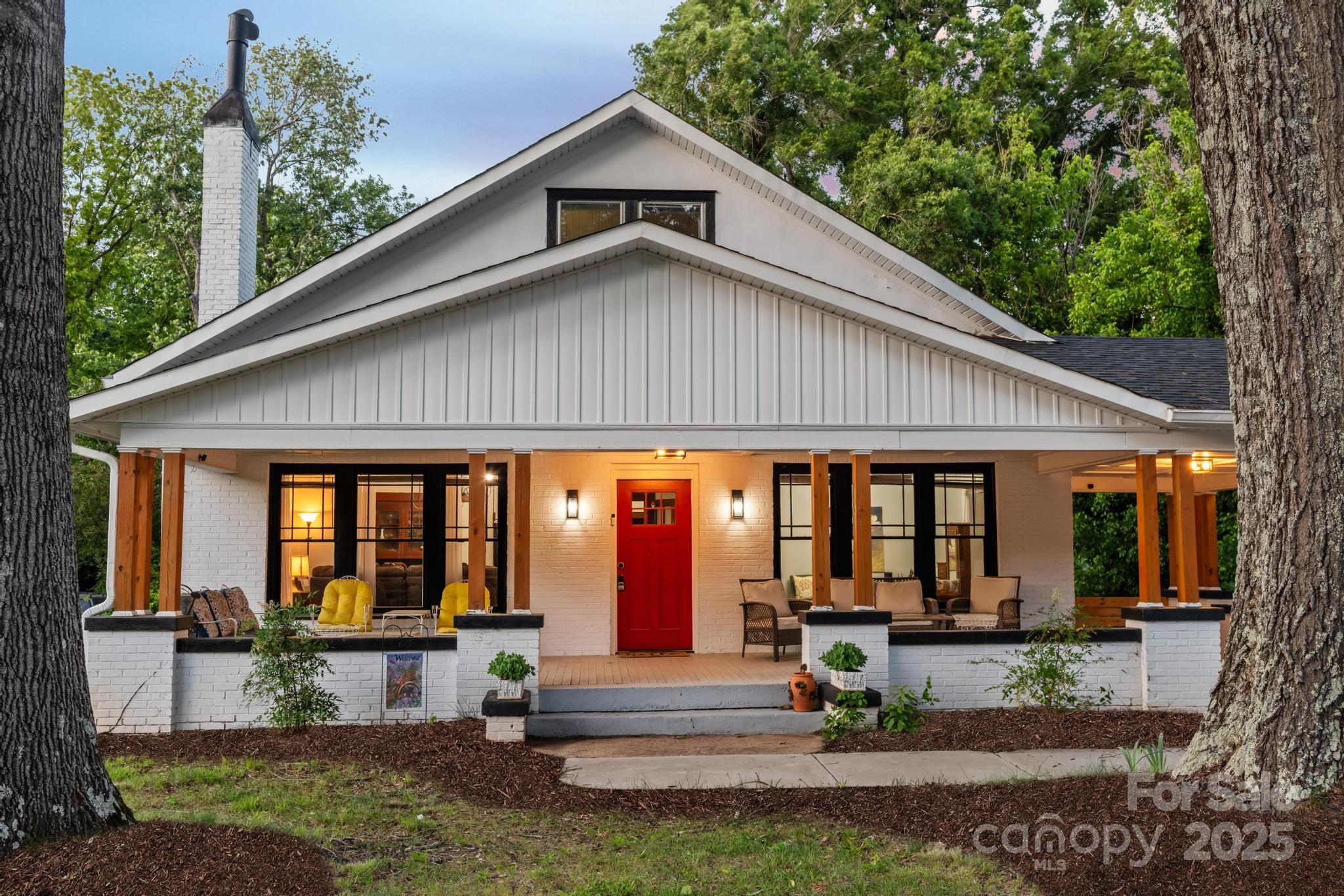 606 1st Street West Conover, NC 28613 - Photo 1 of 17