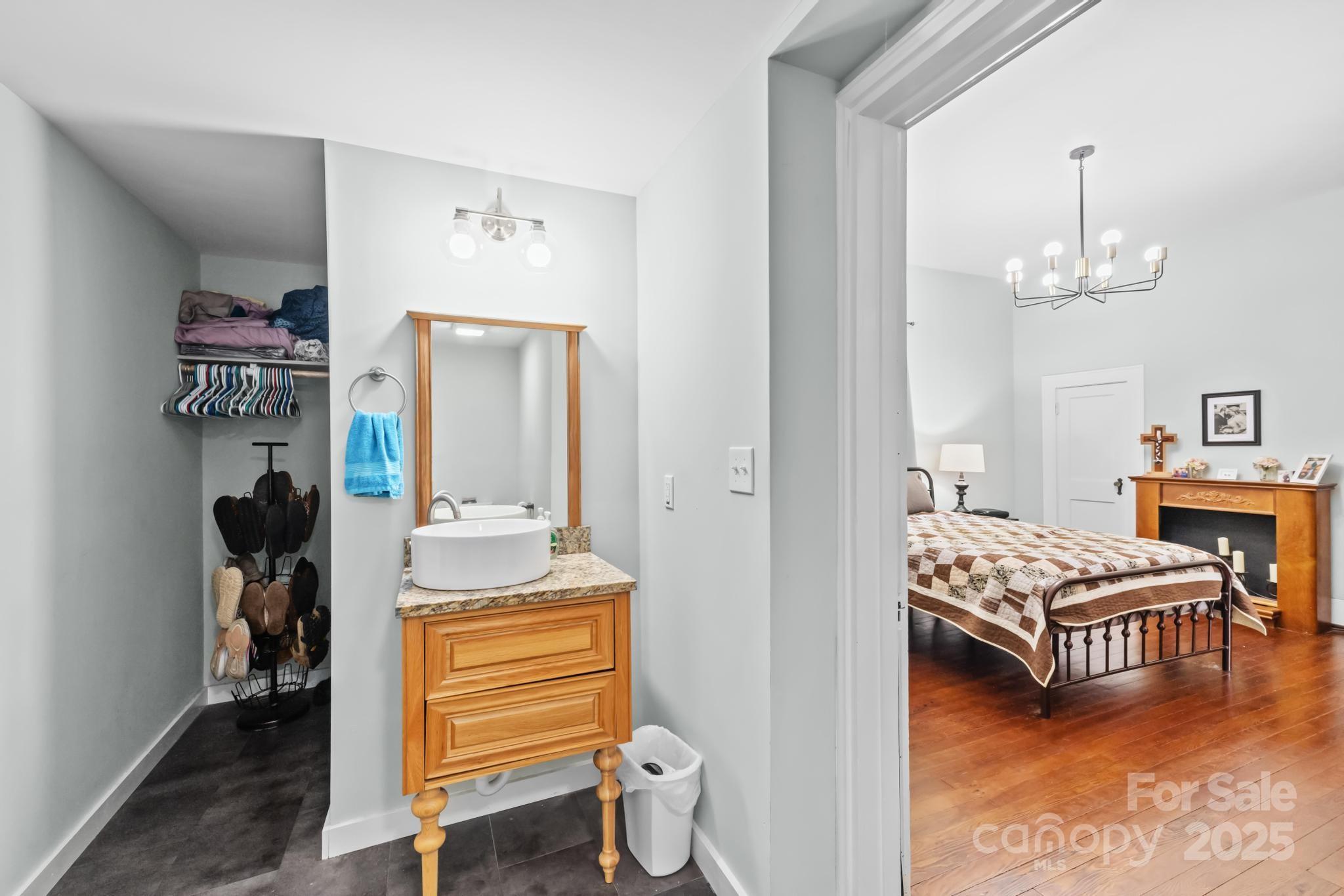 606 1st Street West Conover, NC 28613 - Photo 13 of 17