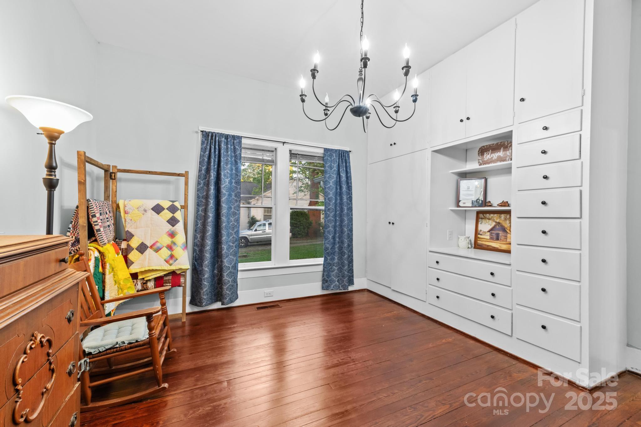 606 1st Street West Conover, NC 28613 - Photo 9 of 17