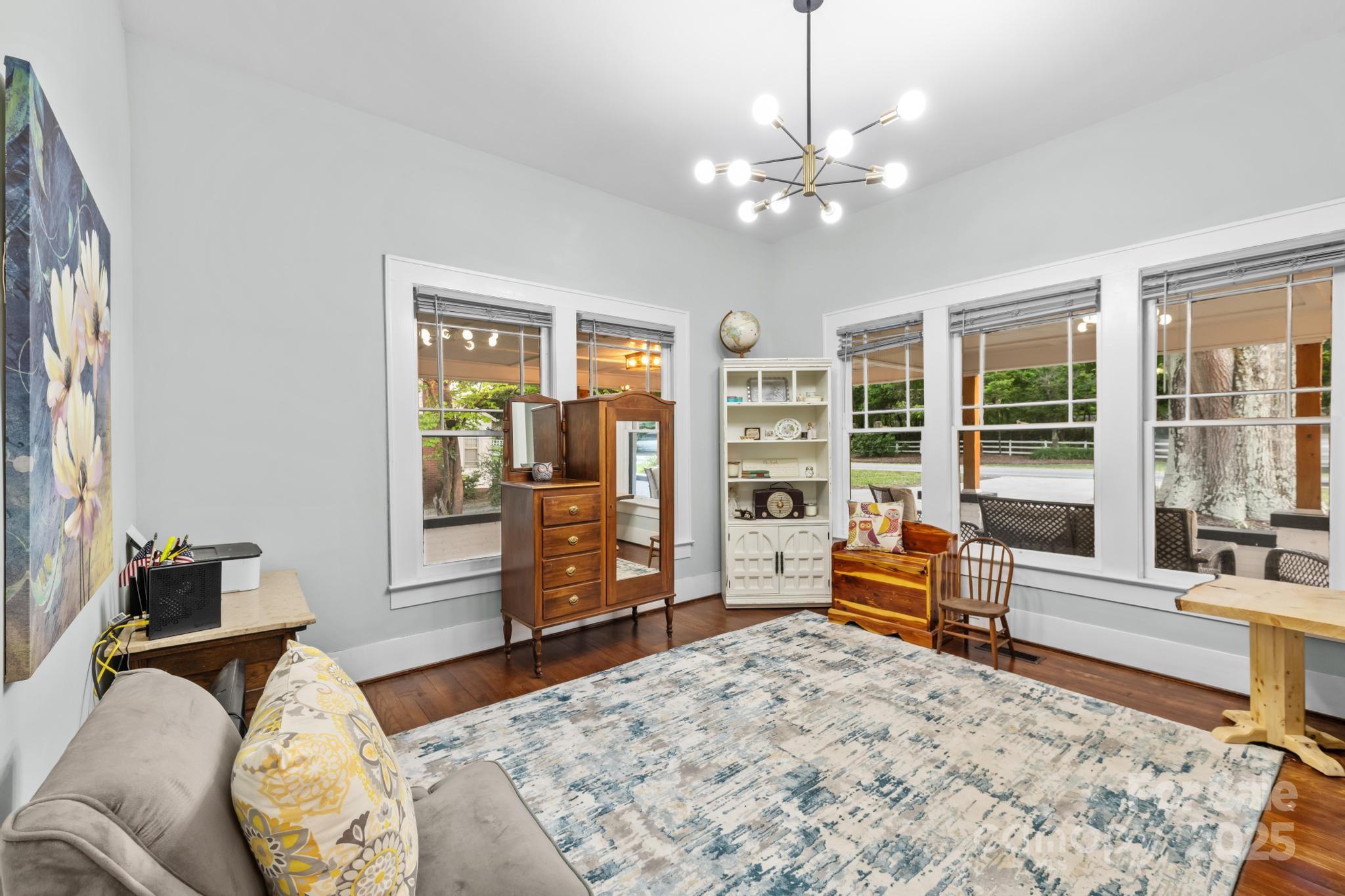 606 1st Street West Conover, NC 28613 - Photo 10 of 17