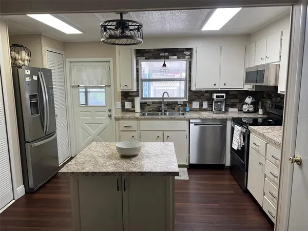 $145,000 | 136 Royal Palm Circle, Largo, FL 33770