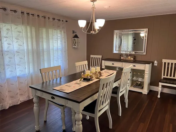 $145,000 | 136 Royal Palm Circle, Largo, FL 33770