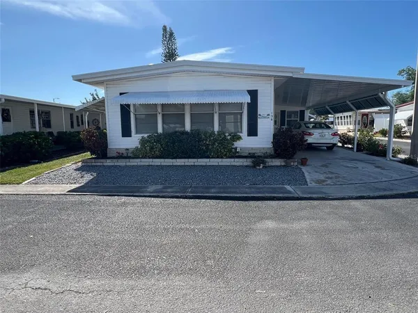 $145,000 | 136 Royal Palm Circle, Largo, FL 33770