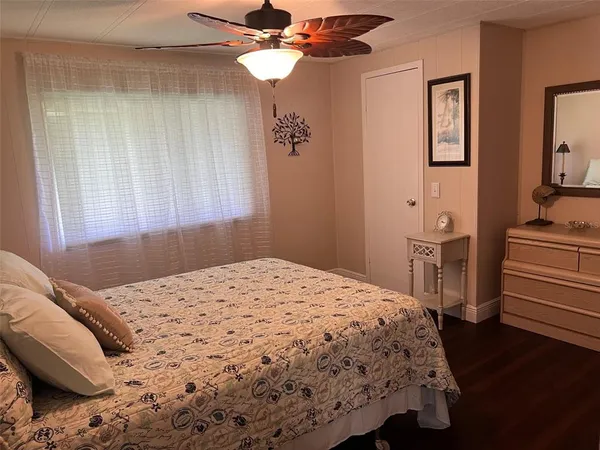 $145,000 | 136 Royal Palm Circle, Largo, FL 33770