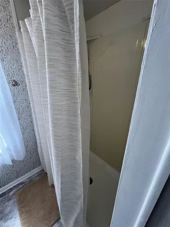 $145,000 | 136 Royal Palm Circle, Largo, FL 33770