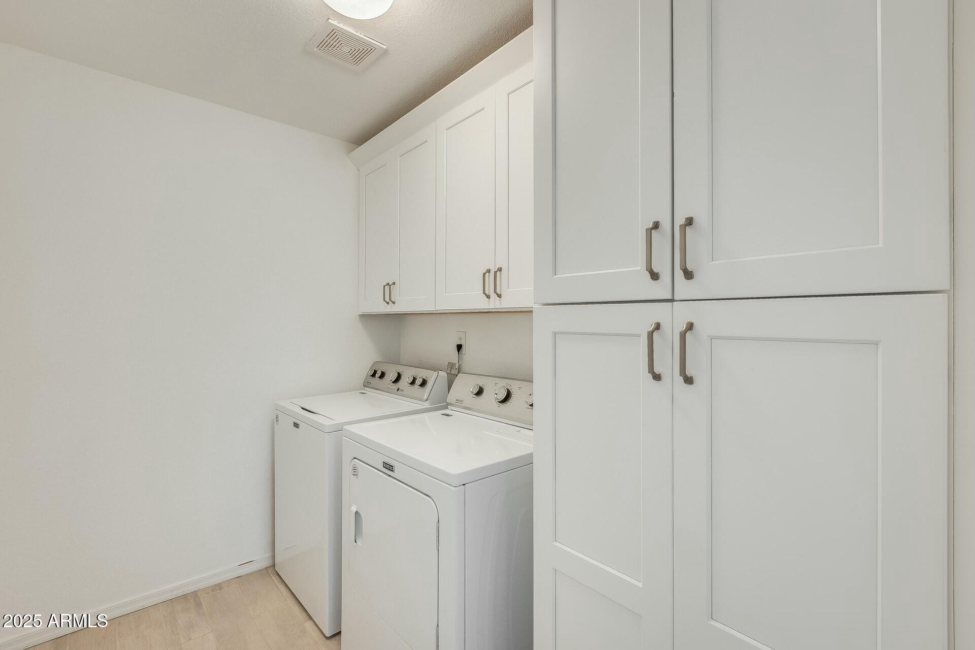 17514 North Rainbow Circle Surprise, AZ 85374 - Photo 33 of 69 a utility room with dryer and washer
