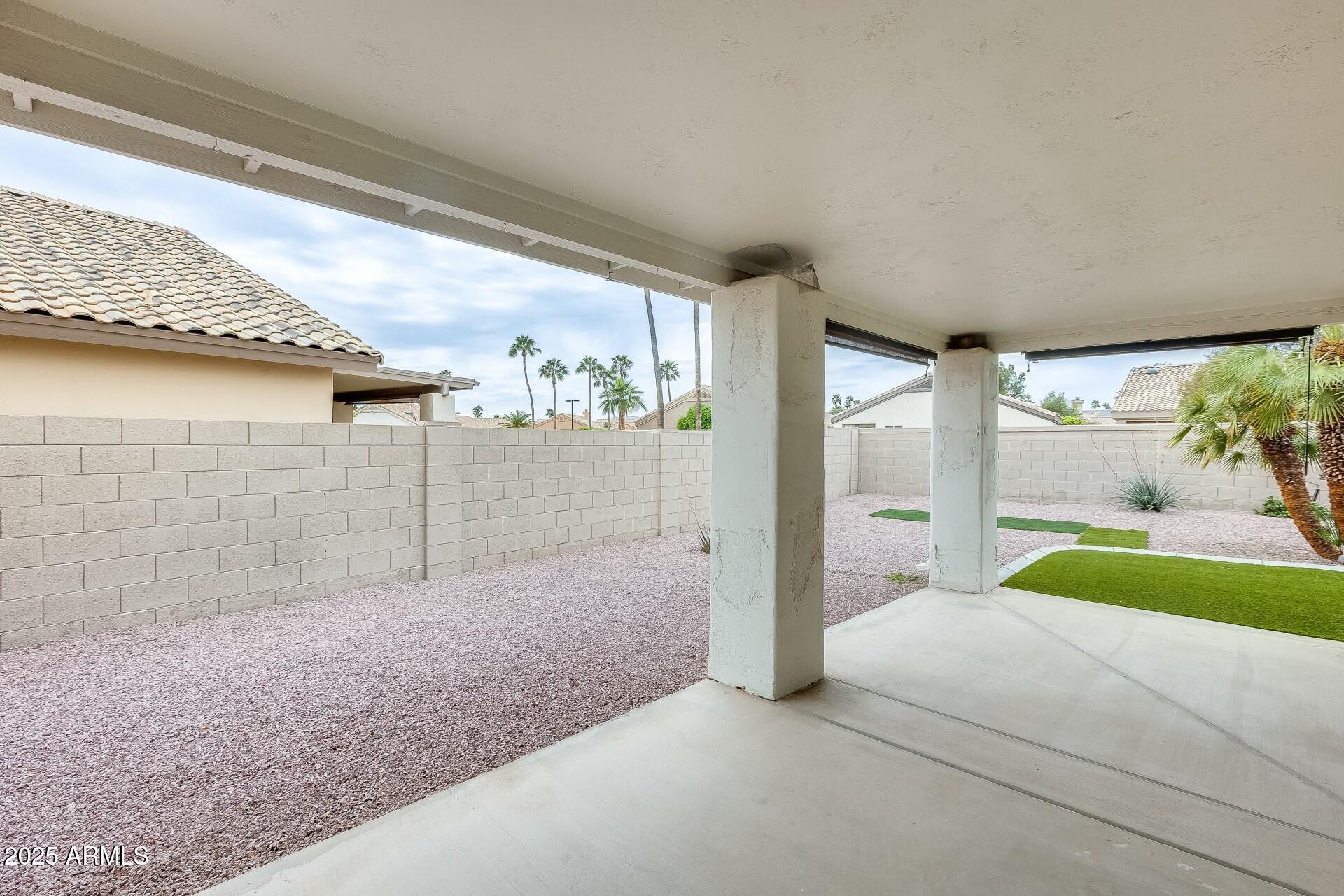 17514 North Rainbow Circle Surprise, AZ 85374 - Photo 37 of 69 tempImage2oZbH3