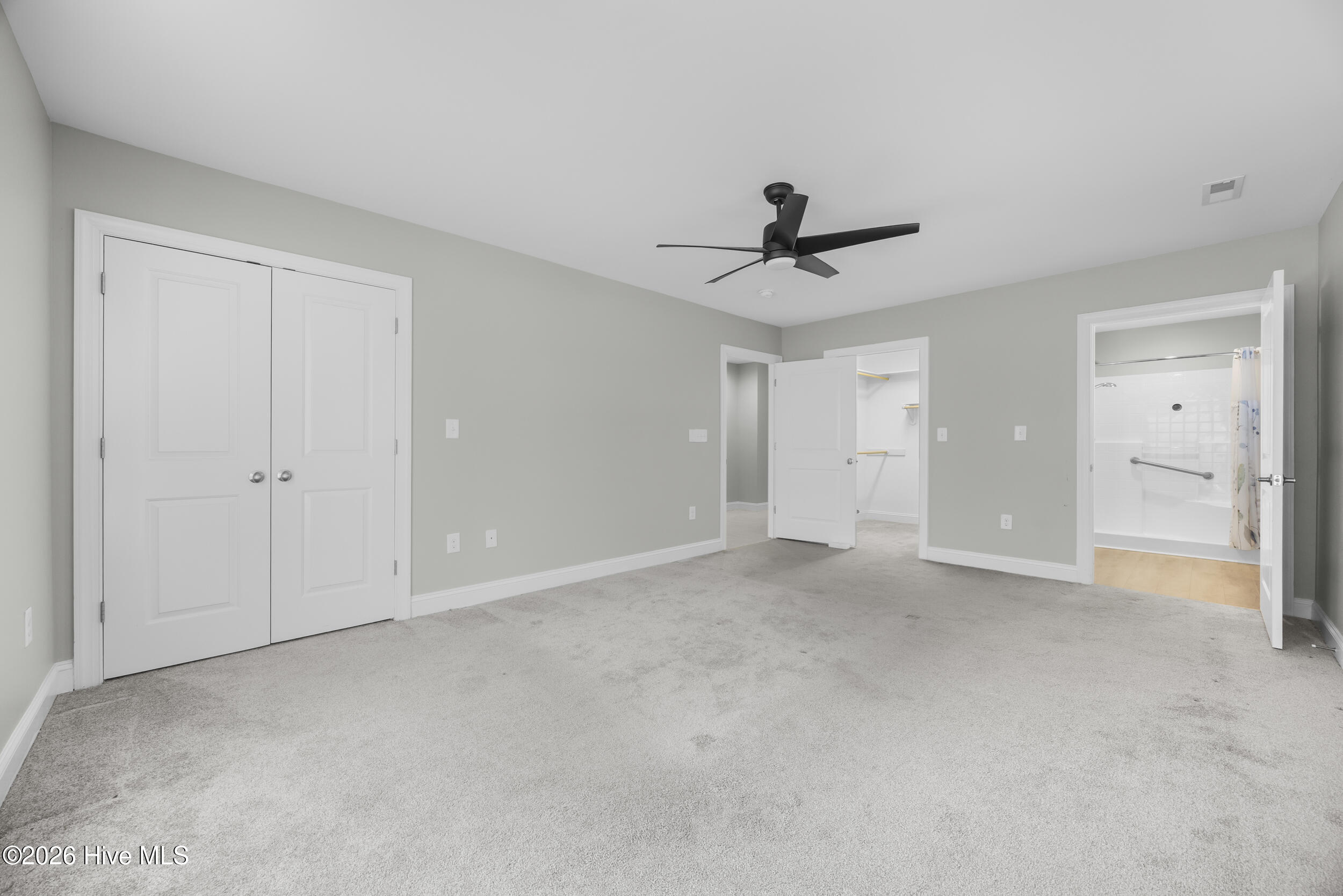 1011 Greenway Road Jacksonville, NC 28546 - Photo 25 of 52 Downstairs Bedroom 2