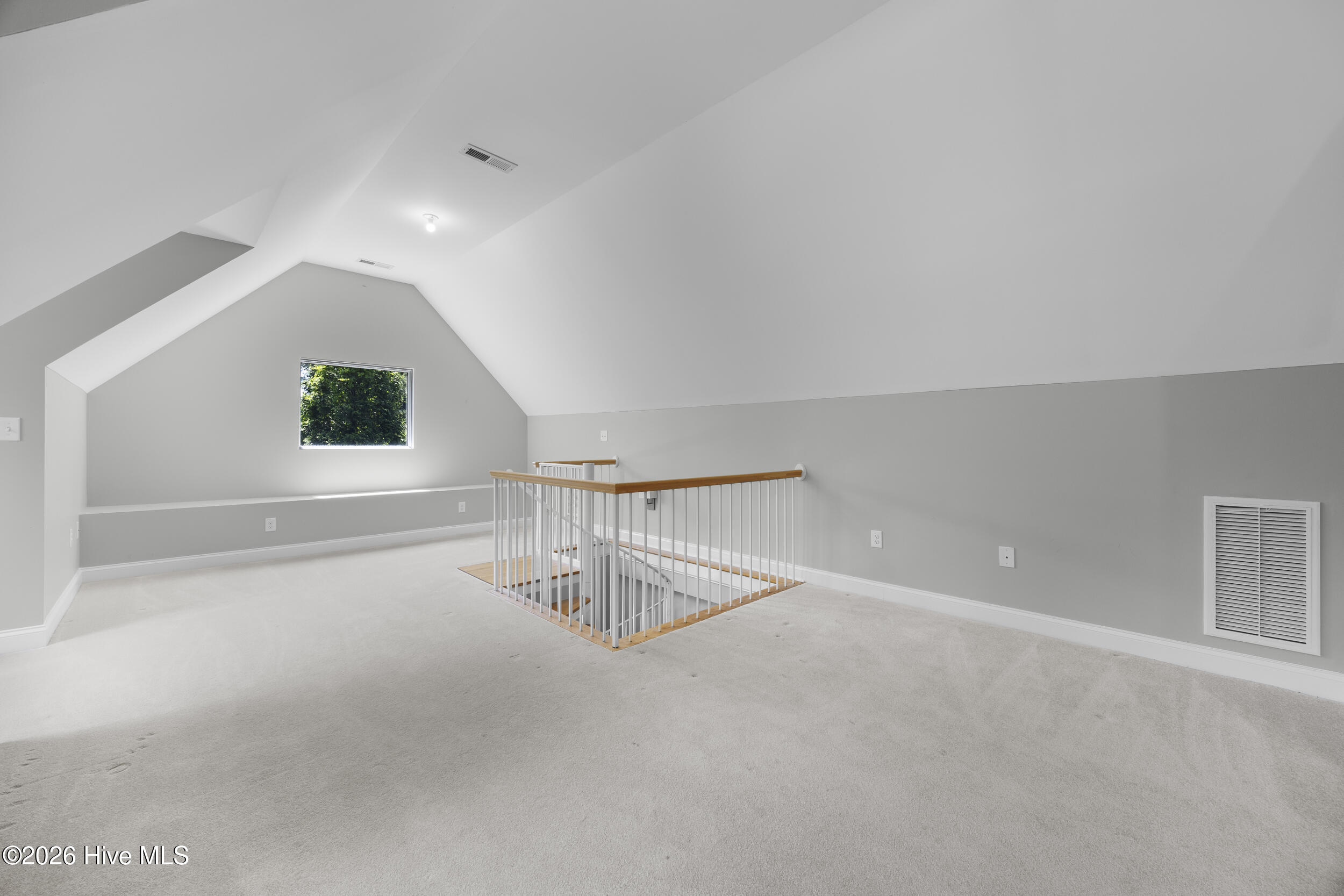 1011 Greenway Road Jacksonville, NC 28546 - Photo 29 of 52 Loft Above Owners Suite