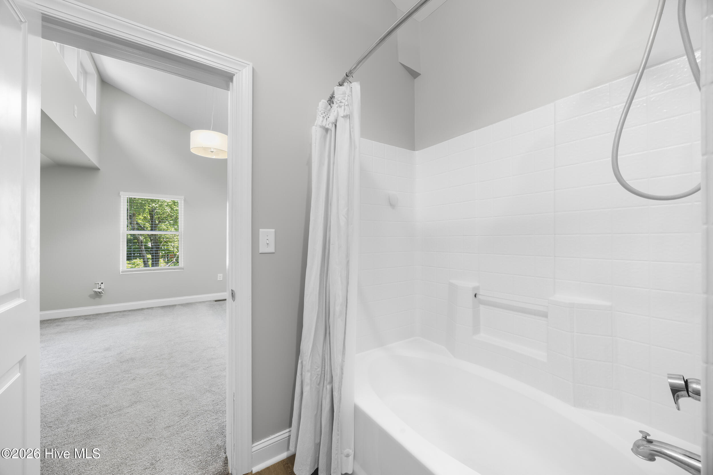 1011 Greenway Road Jacksonville, NC 28546 - Photo 33 of 52 Bathroom Bed 4
