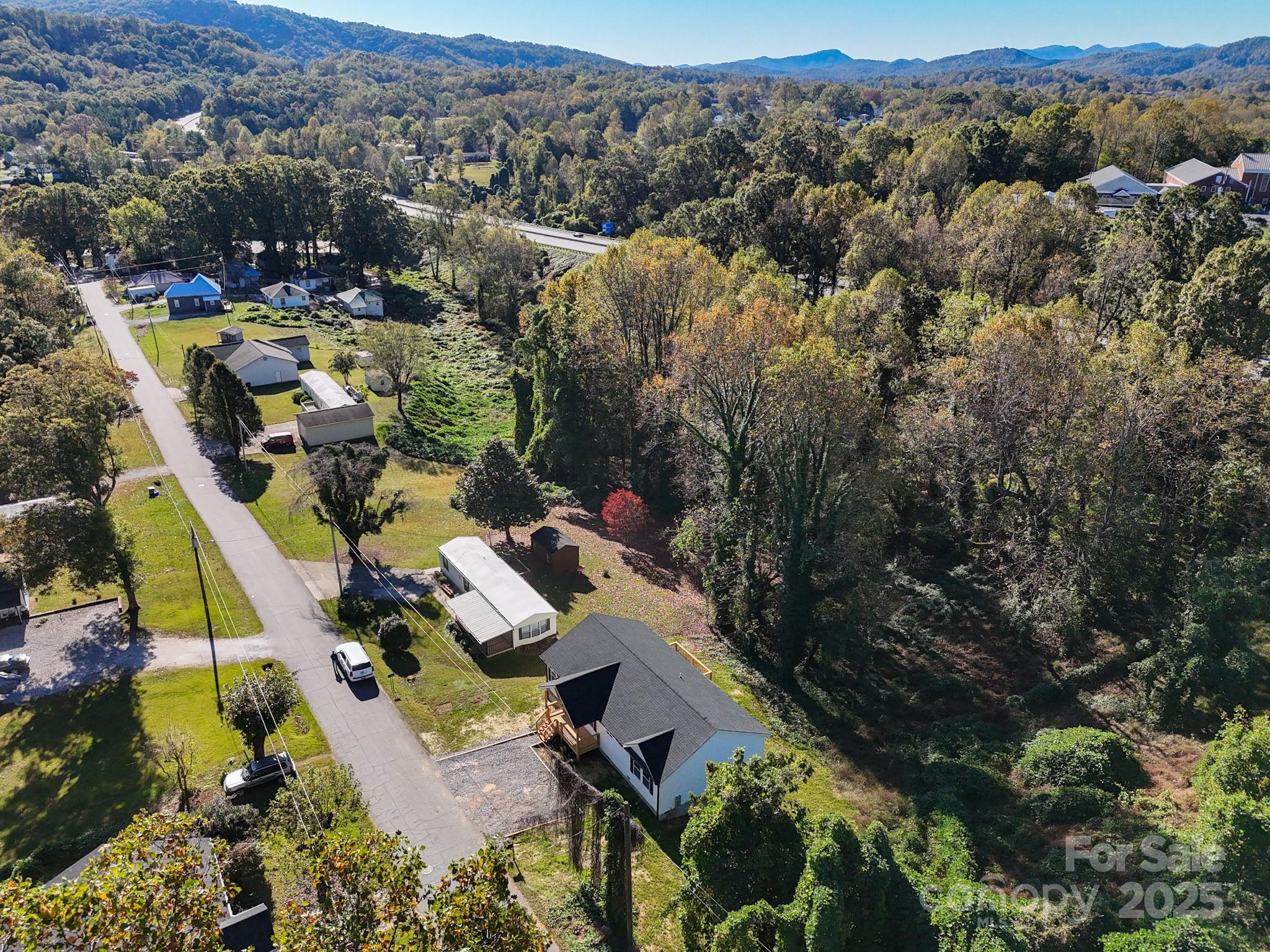 22 Hoyle Street Marion, NC 28752 - Photo 42 of 43 an aerial view of multiple house