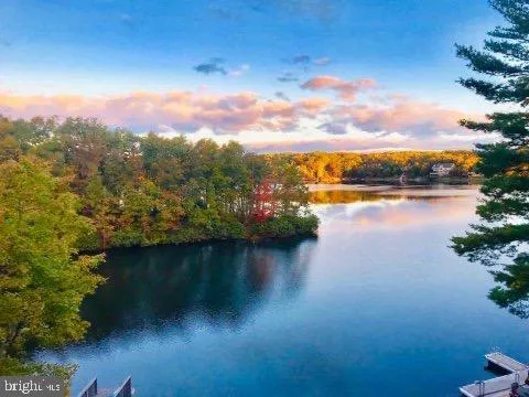 $395,000 | 1304 Lakeview Drive, Cross Junction, VA 22625