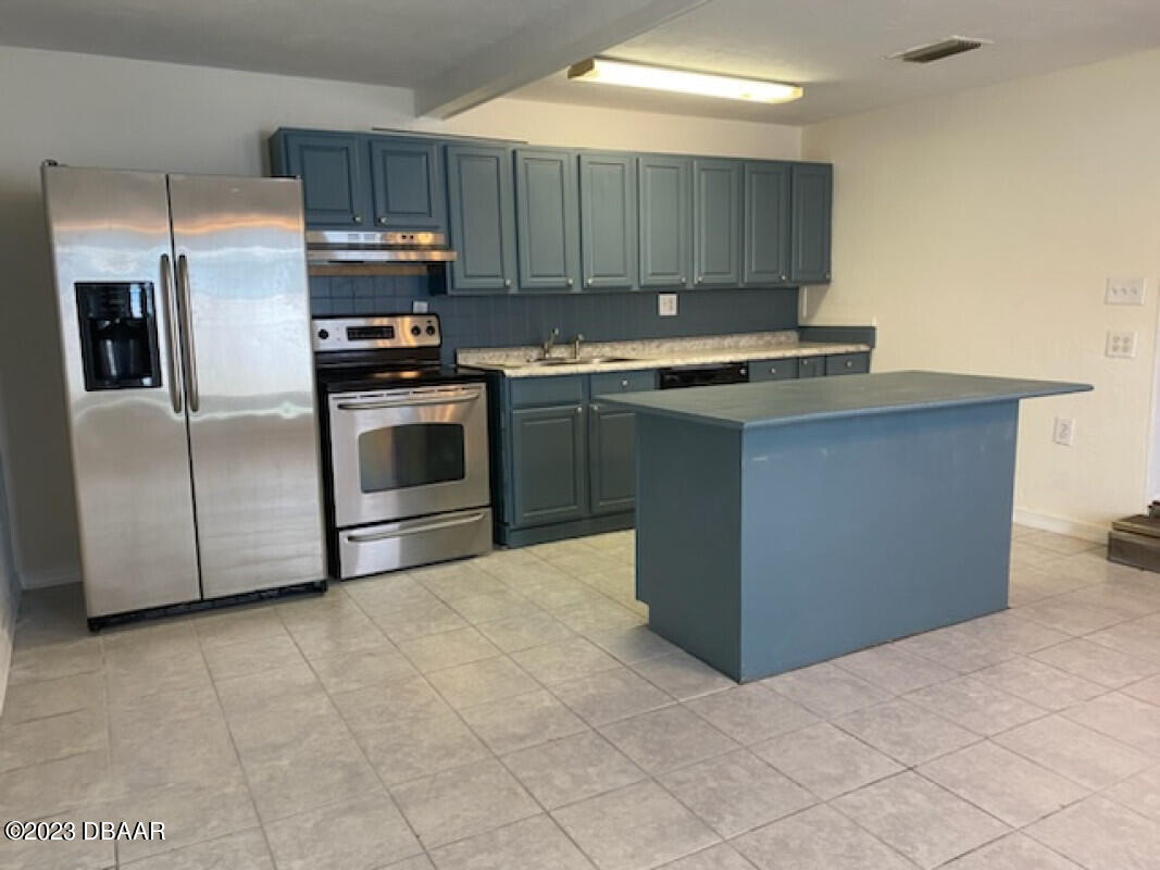 152 Ponce De Leon Drive Ormond Beach, FL 32176 - Photo 2 of 12 Kitchen2jpeg