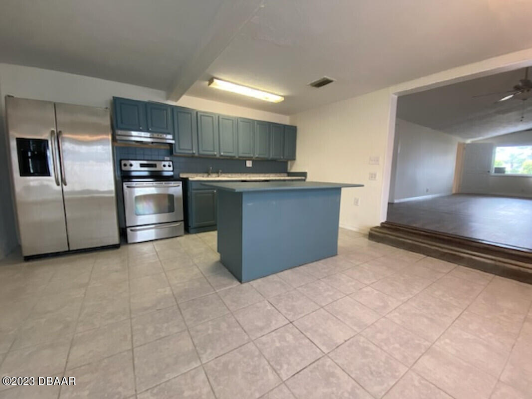 152 Ponce De Leon Drive Ormond Beach, FL 32176 - Photo 3 of 12 Kitchen1jpeg