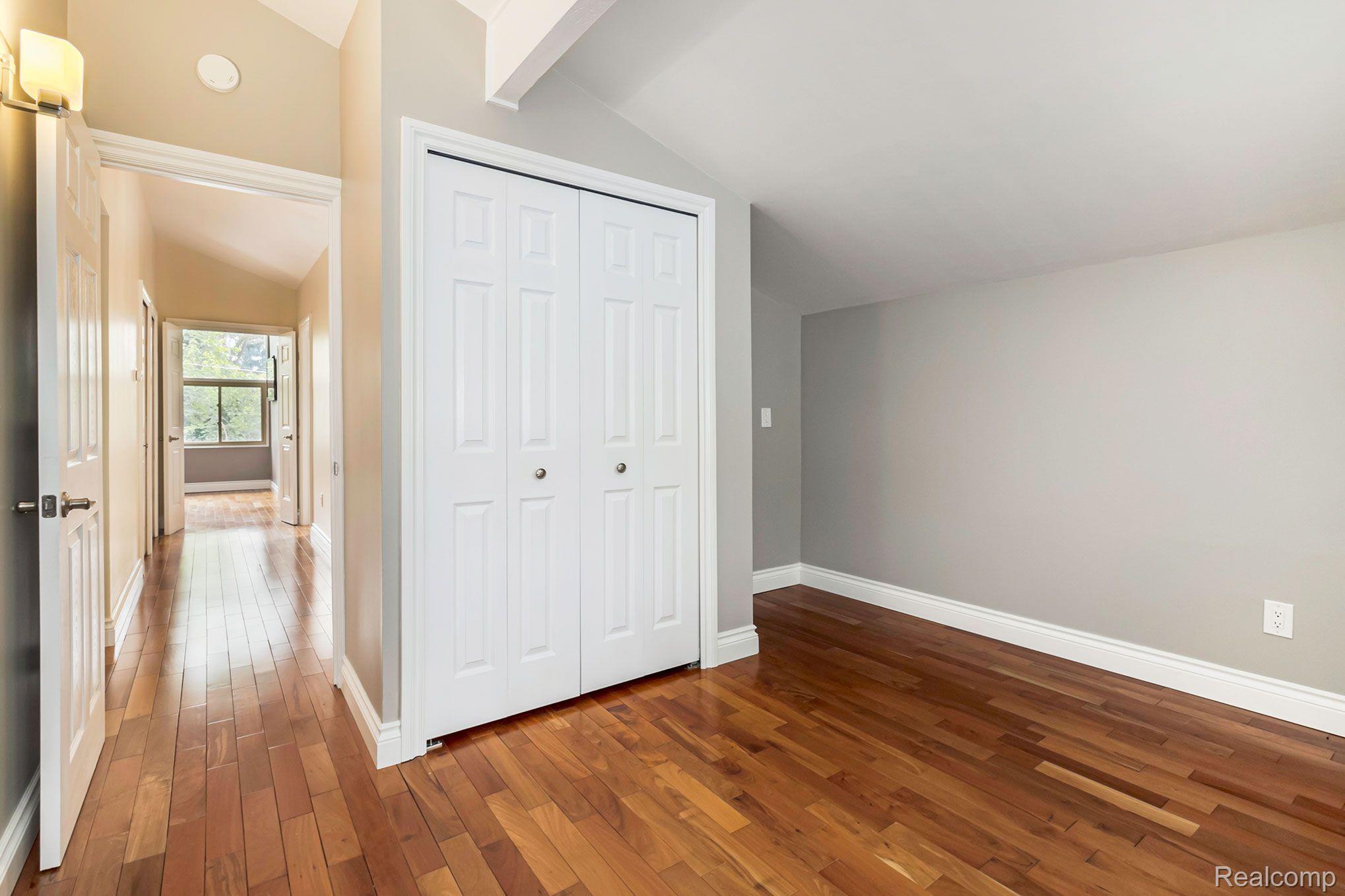 29746 Highmeadow Road Farmington, MI 48334 - Photo 39 of 46 Gallery Image 39