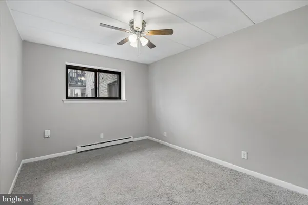 $140,000 | 400 Glendale Road, Unit D23, Havertown, PA 19083