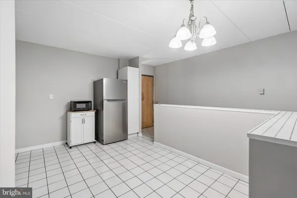 $140,000 | 400 Glendale Road, Unit D23, Havertown, PA 19083