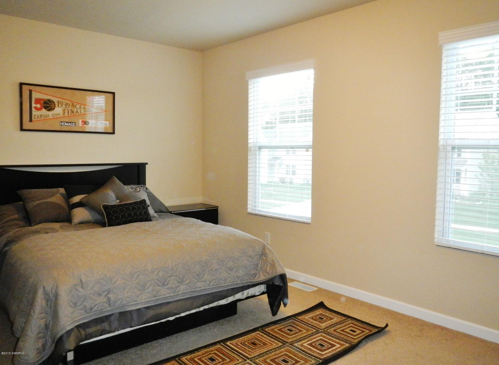 3235 Quarry Ridge Court Kalamazoo, MI 49006 - Photo 14 of 29 DSCN4581